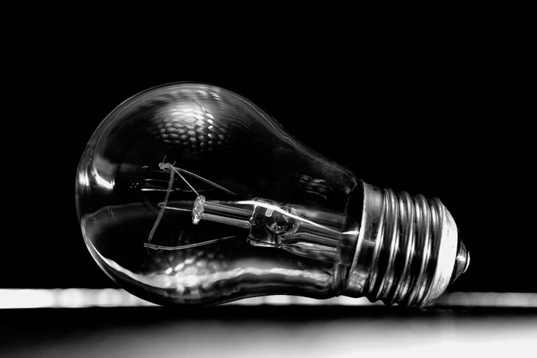 Incandescent light bulbs banned on Amazon from 1st Oct ChannelX