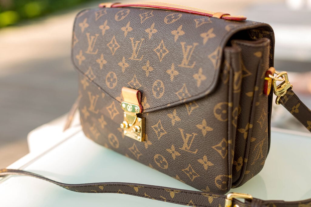 UK to launch authenticity guarantee for pre-loved handbags
