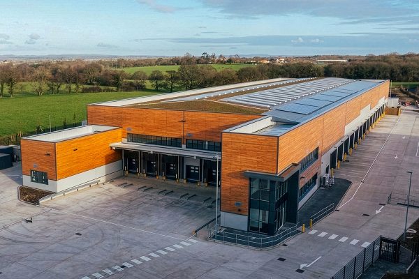 DPD opens two new purpose-built distribution centres in South East