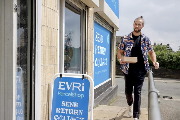 Evri and Parcel2Go Extend Partnership with New Drop-Off Service