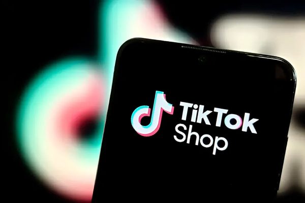 Record breaking Christmas 2024 predicted on TikTok Trump signed a second extension to the TikTok US sale mandate giving an additional 75 days for a resolution to be found