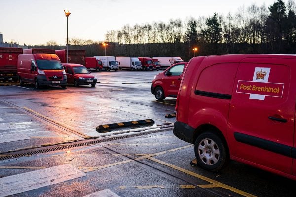 Royal Mail poor performance hits a record low