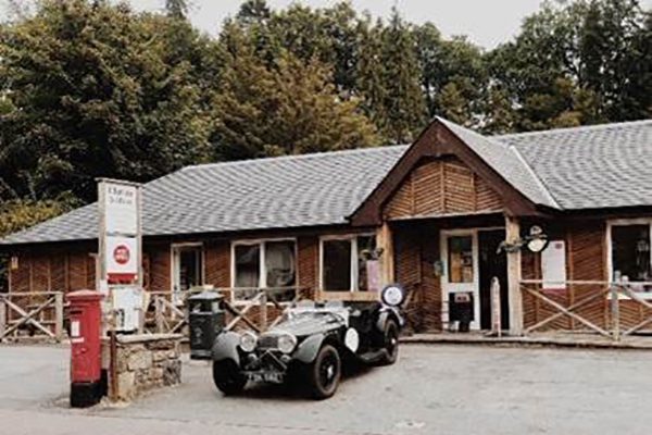 Valentines-Day-2022-celebrated-by-romantic-Post-Offices