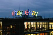 eBay-Logo-Berlin-Night